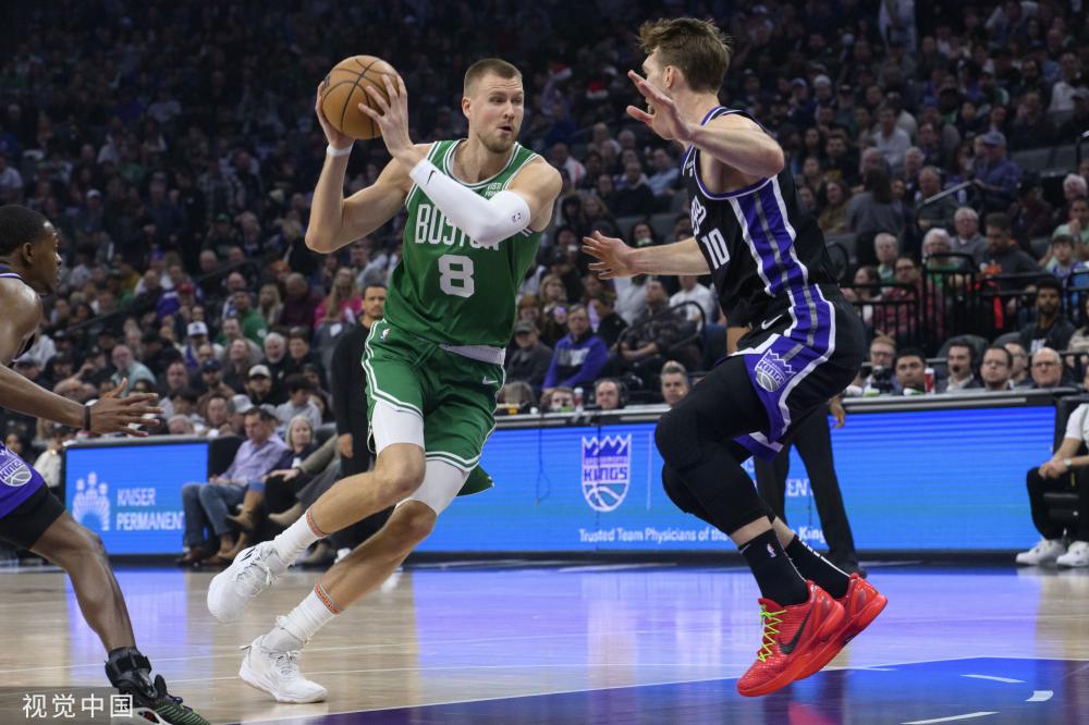 赛事中表现 赛事中表现