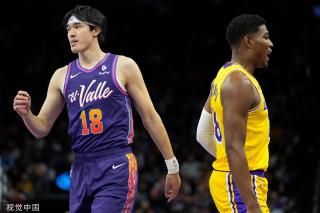 用严重犯规 用严重犯规